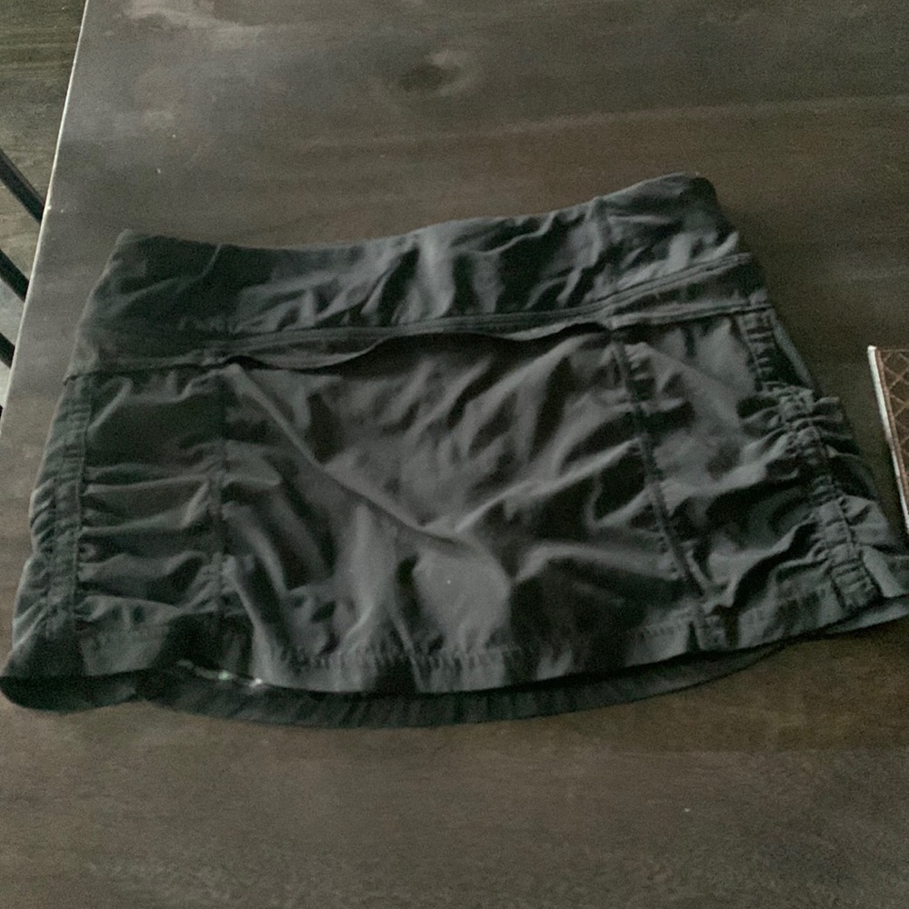 Lululemon Skirt size 4